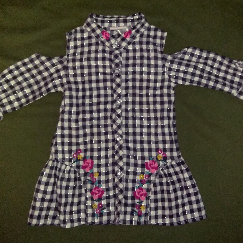 Plaid cold shoulder button up with embroidery